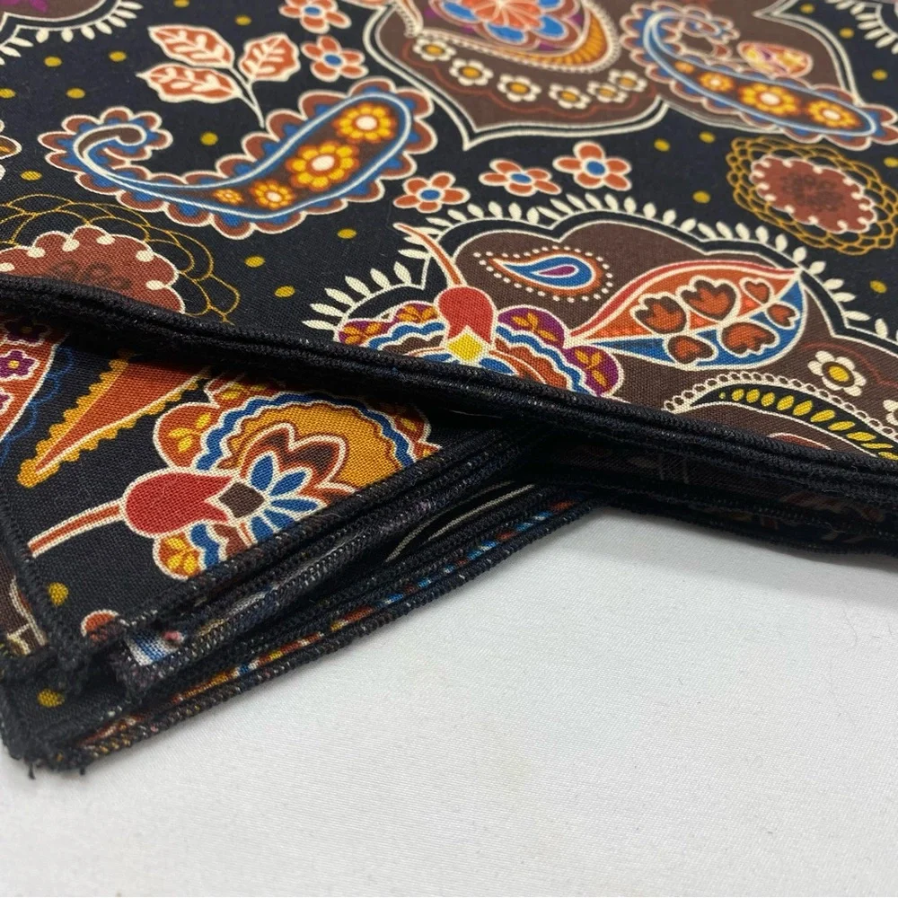 Vera Bradley Kensington Paisley Print Fabric Napkins Set of 4 New